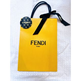 FENDI(ショップ袋)のフリマアイテム一覧 FENDI(ショップ袋)のフリマアイテム一覧