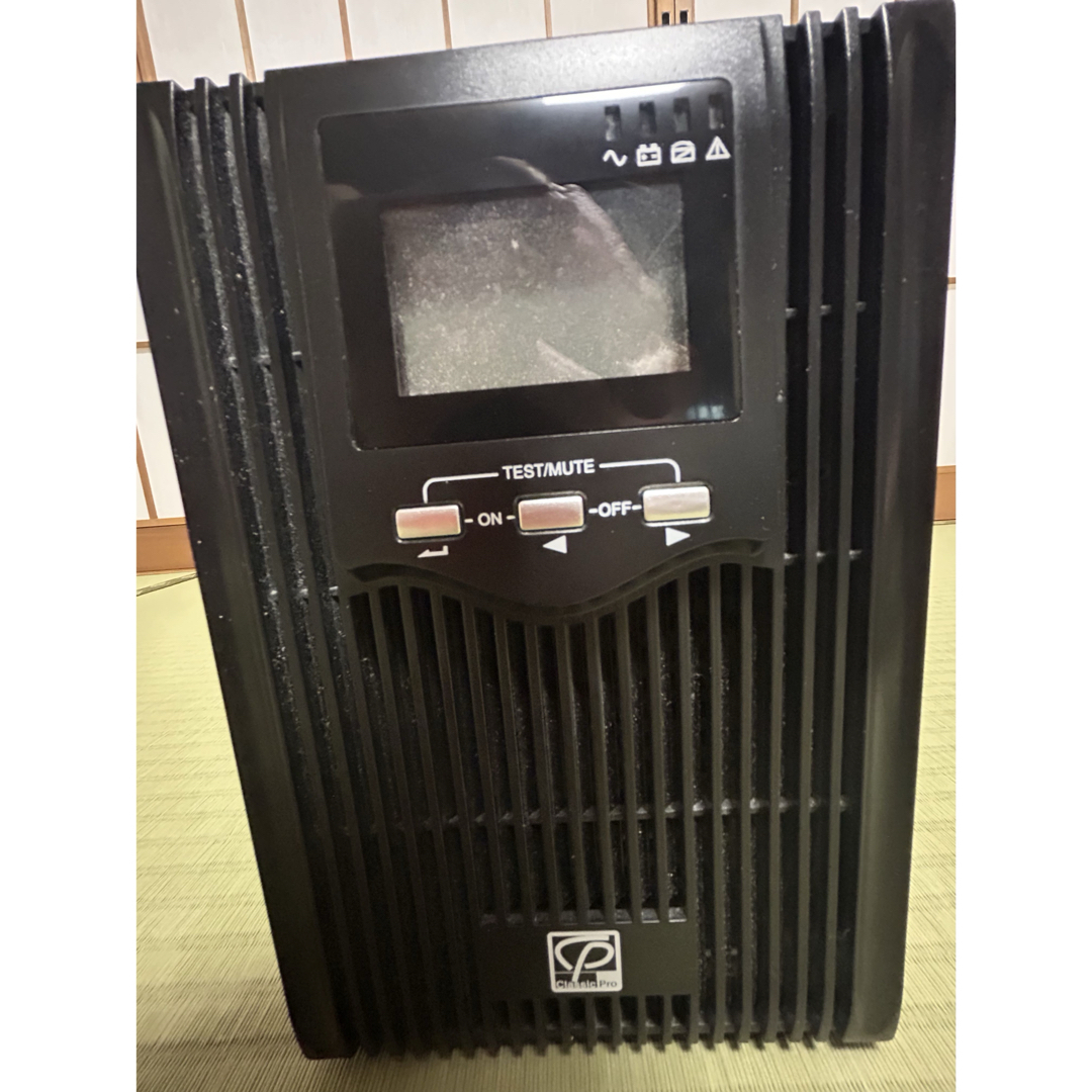 CLASSIC PRO UPS2000PSII 無停電電源装置の通販 by ふときゃく's CLASSIC PRO UPS2000PSII 無停電電源装置の通販 by ふときゃく's