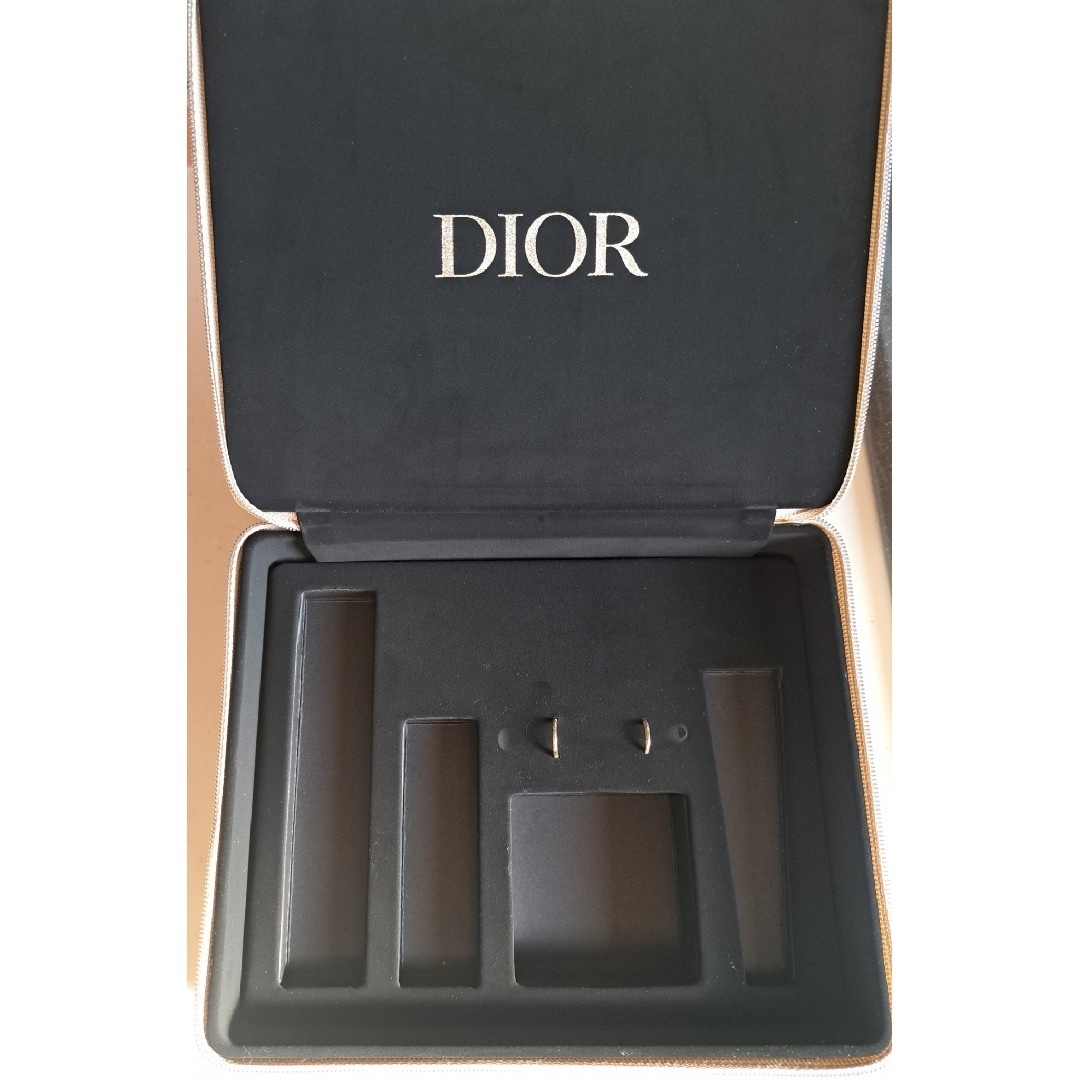 Christian Dior - ディオールボックス2個セット新品未使用の通販 Christian Dior - ディオールボックス2個セット新品未使用の通販