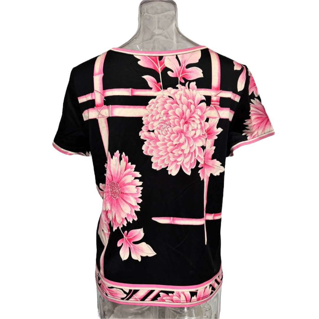 LEONARD - *LEONARD*花柄 半袖Tシャツ 黒/ピンクの通販 by LEONARD - *LEONARD*花柄 半袖Tシャツ 黒/ピンクの通販 by