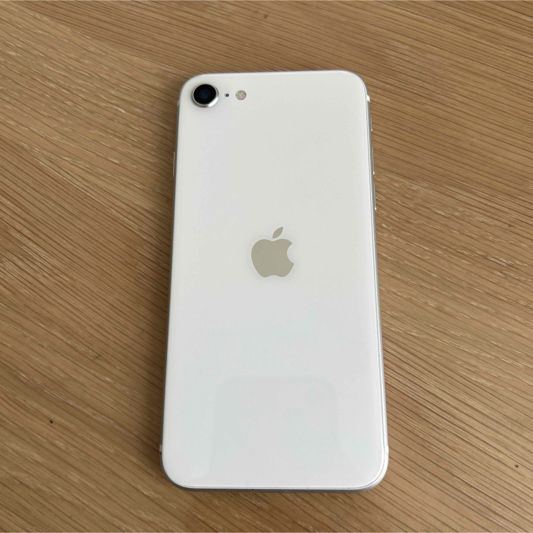 iPhone - iPhone SE 第2世代 本体 ジャンク品の通販 by shop iPhone - iPhone SE 第2世代 本体 ジャンク品の通販 by shop