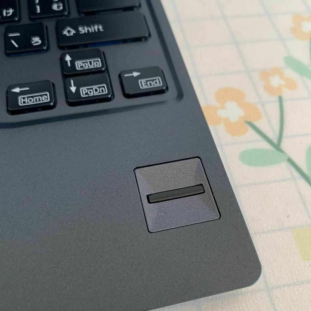 F03C【超軽量】フルHD/Core-i5第7世代/20GB/SSD512G qの通販 by F03C【超軽量】フルHD/Core-i5第7世代/20GB/SSD512G qの通販 by