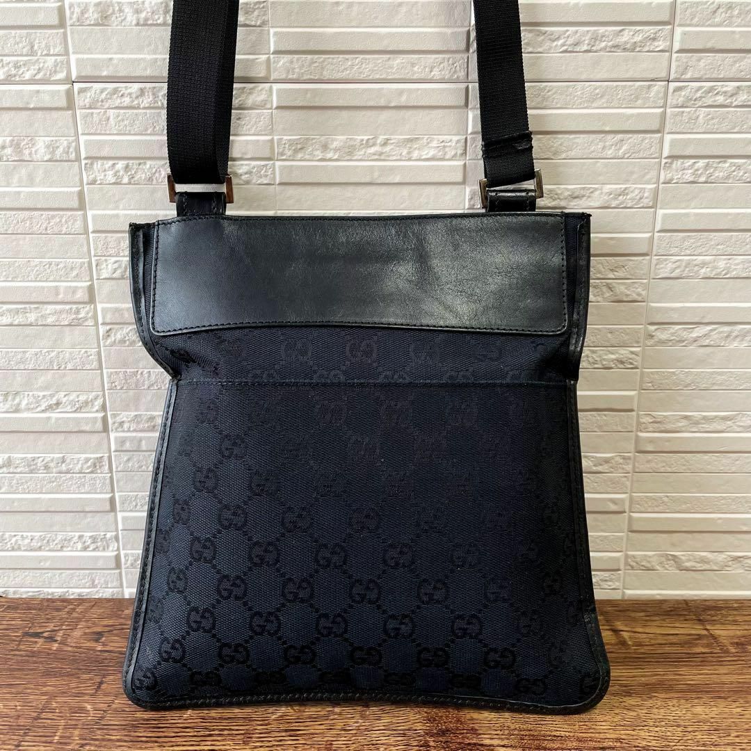 GUCCI - グッチ GG キャンバス レザー ショルダー バッグ GUCCI - グッチ GG キャンバス レザー ショルダー バッグ