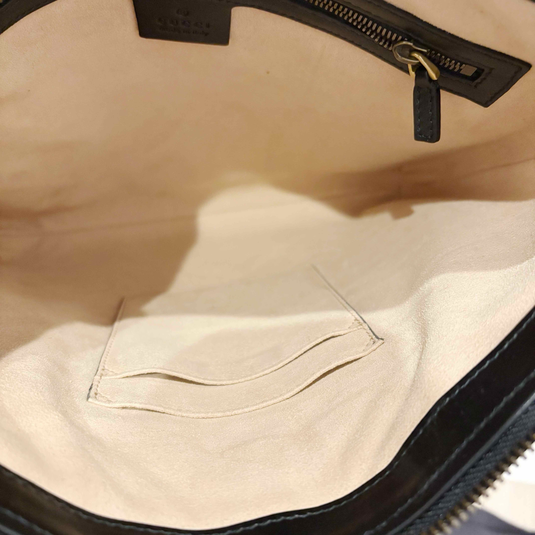 GUCCI - 早い者勝ち【極美品】グッチ GGマーモント シェブロン