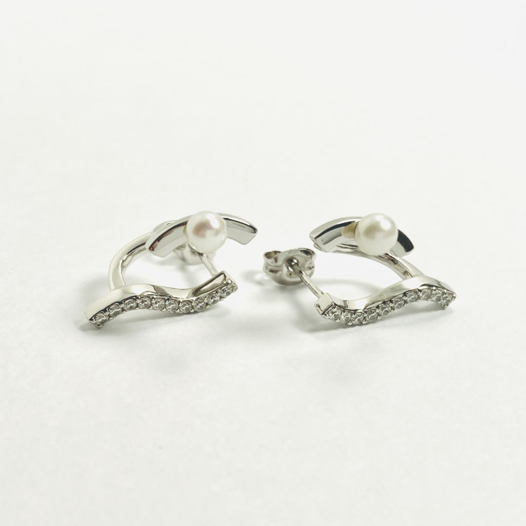 Jouete - Jouete ダブルピアス ジルコニア×パール (プラチナム Jouete - Jouete ダブルピアス ジルコニア×パール (プラチナム
