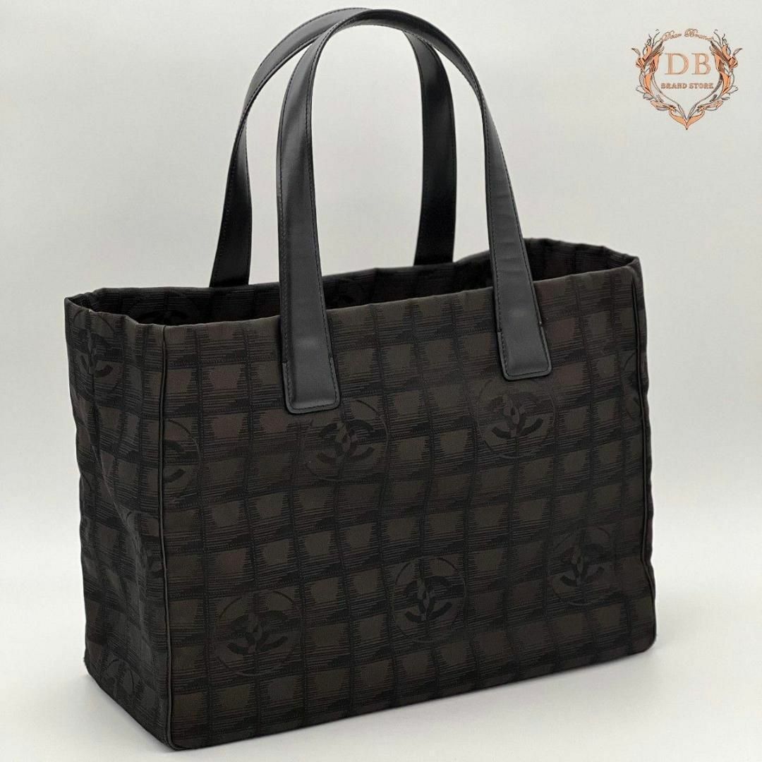 CHANEL - シャネル ニュートラベルラインMM A4可 ブラウン CHANEL - シャネル ニュートラベルラインMM A4可 ブラウン