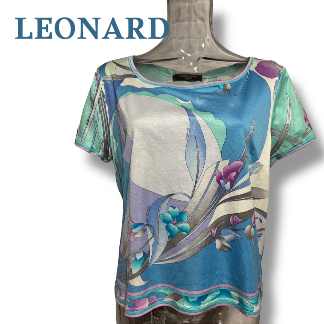 LEONARD - *LEONARD*フラワープリント 半袖Tシャツの通販 by LEONARD - *LEONARD*フラワープリント 半袖Tシャツの通販 by