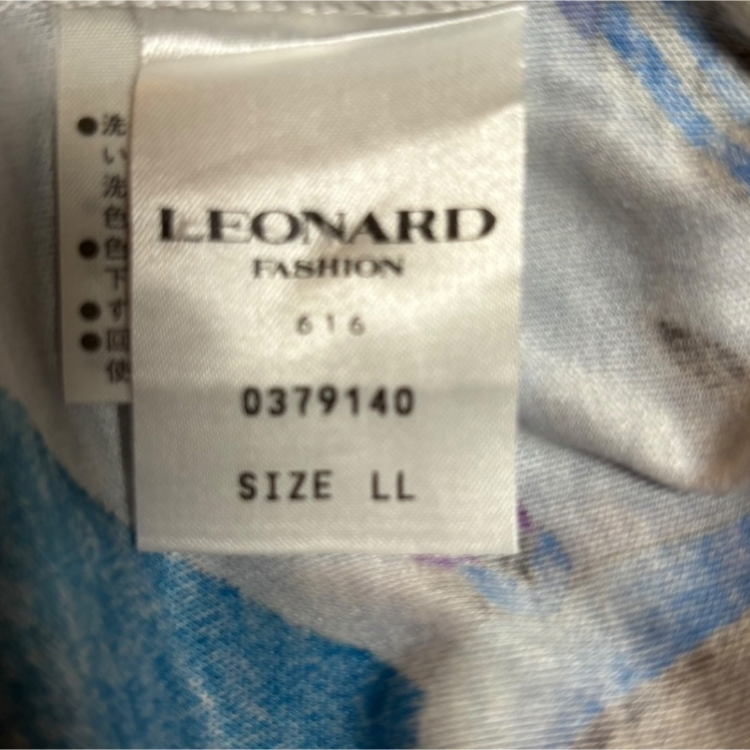 LEONARD - *LEONARD*フラワープリント 半袖Tシャツの通販 by LEONARD - *LEONARD*フラワープリント 半袖Tシャツの通販 by