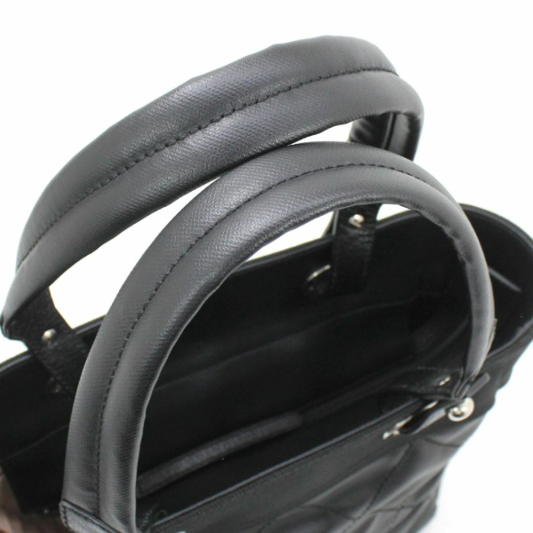 CHANEL - 【新品・未使用】シャネル バッグ パリビアリッツ CHANEL - 【新品・未使用】シャネル バッグ パリビアリッツ