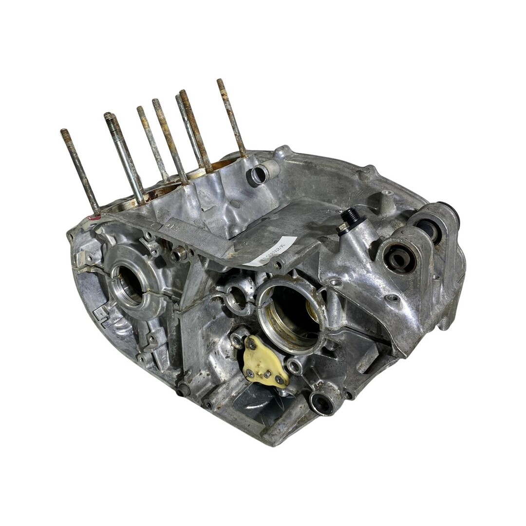 YAMAHA RZ250 クランクケース ヤマハの通販 by ACP_MOTO|ラクマ YAMAHA RZ250 クランクケース ヤマハの通販 by ACP_MOTO|ラクマ