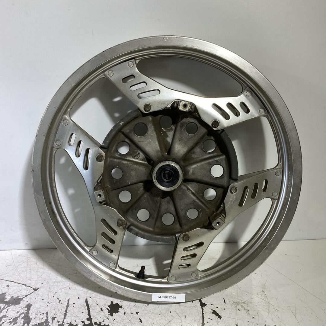 HONDA CBX550F フロントホイール ホンダの通販 by ACP_MOTO|ラクマ HONDA CBX550F フロントホイール ホンダの通販 by ACP_MOTO|ラクマ