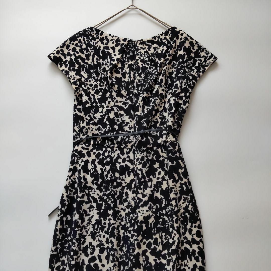 Max Mara - 美品マックスマーラストゥディオ 花柄 レザーベルト Max Mara - 美品マックスマーラストゥディオ 花柄 レザーベルト