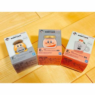 BANDAI - ホワイト 白 たまごっちが入る たまごっちケース BANDAI - ホワイト 白 たまごっちが入る たまごっちケース