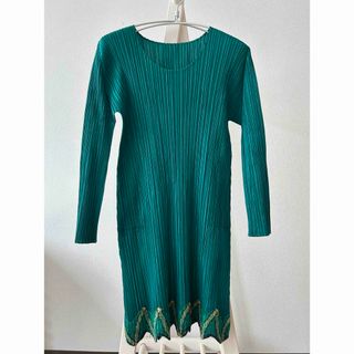 PLEATS PLEASE ISSEY MIYAKE - プリーツプリーズ チュニックの PLEATS PLEASE ISSEY MIYAKE - プリーツプリーズ チュニックの
