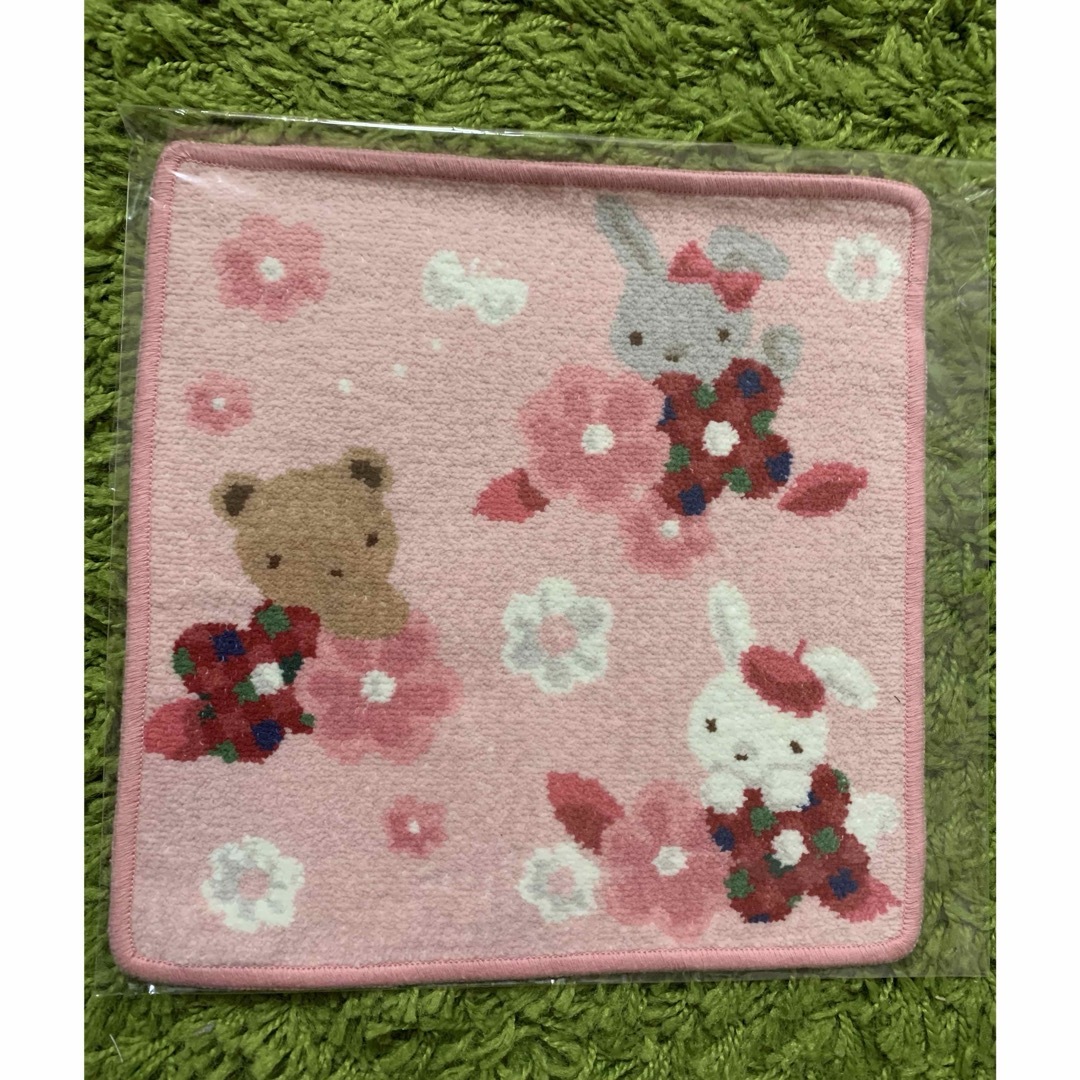 familiar - 【完売品】☆ファミリア シェニール織 タオル familiar - 【完売品】☆ファミリア シェニール織 タオル