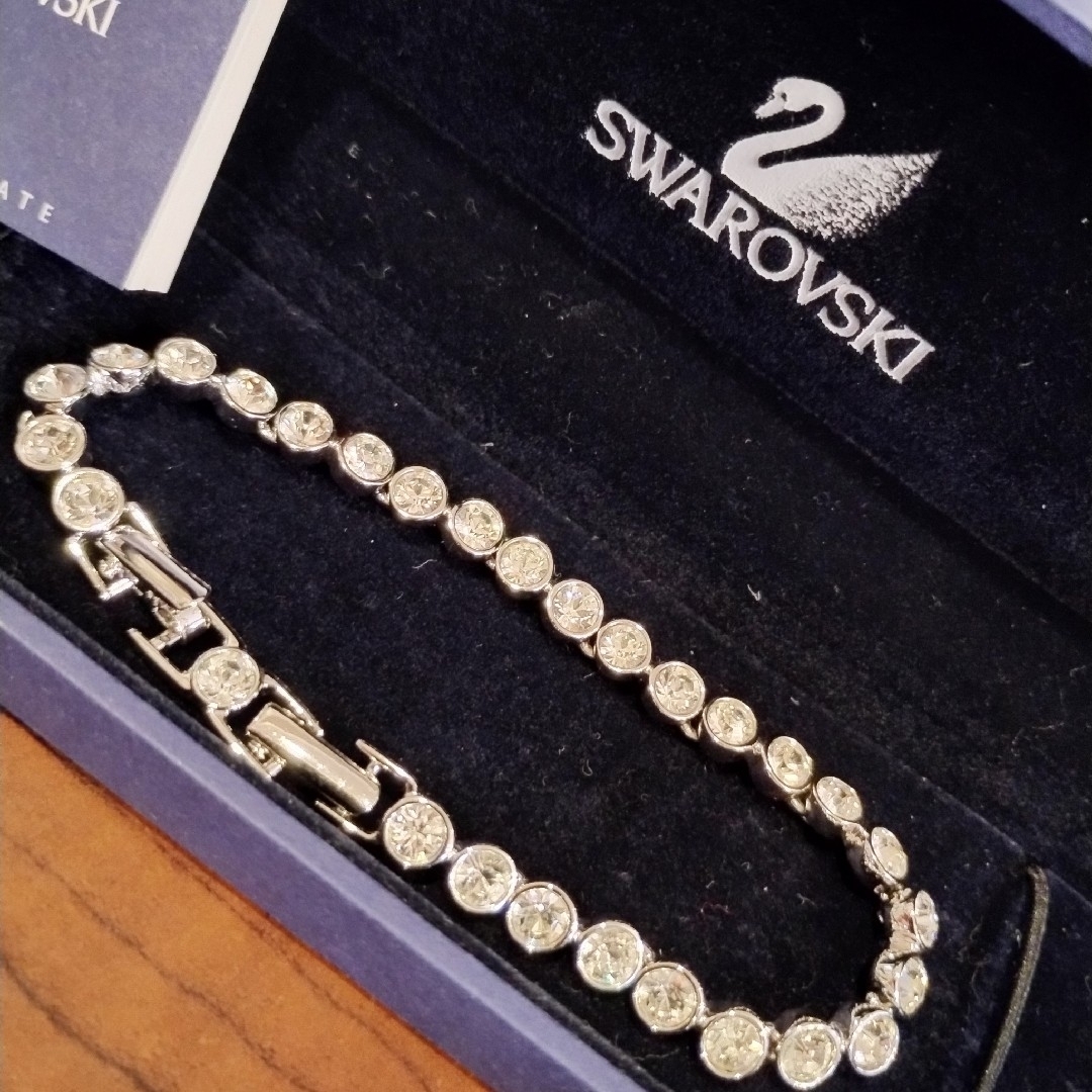 SWAROVSKI - SWAROVSKIブレスレットの通販 by 激安セレクト SWAROVSKI - SWAROVSKIブレスレットの通販 by 激安セレクト