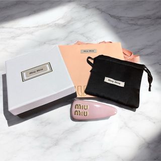 MIU MIU(バレッタ/ヘアクリップ)のフリマアイテム一覧 MIU MIU(バレッタ/ヘアクリップ)のフリマアイテム一覧
