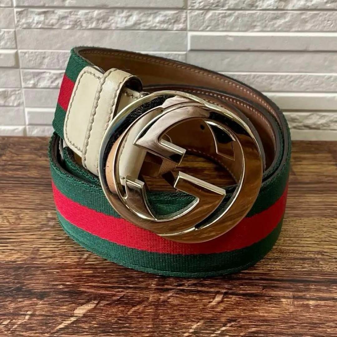 GUCCI - グッチ GG インターロッキング バックル ベルト GUCCI - グッチ GG インターロッキング バックル ベルト