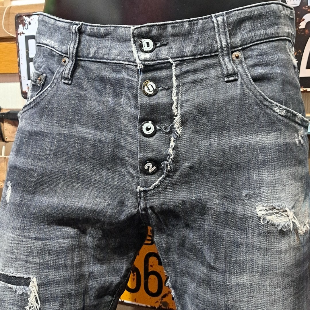 DSQUARED2 - 定価9万 Dsquared2 Skater Jean ブラックデニム 48 DSQUARED2 - 定価9万 Dsquared2 Skater Jean ブラックデニム 48
