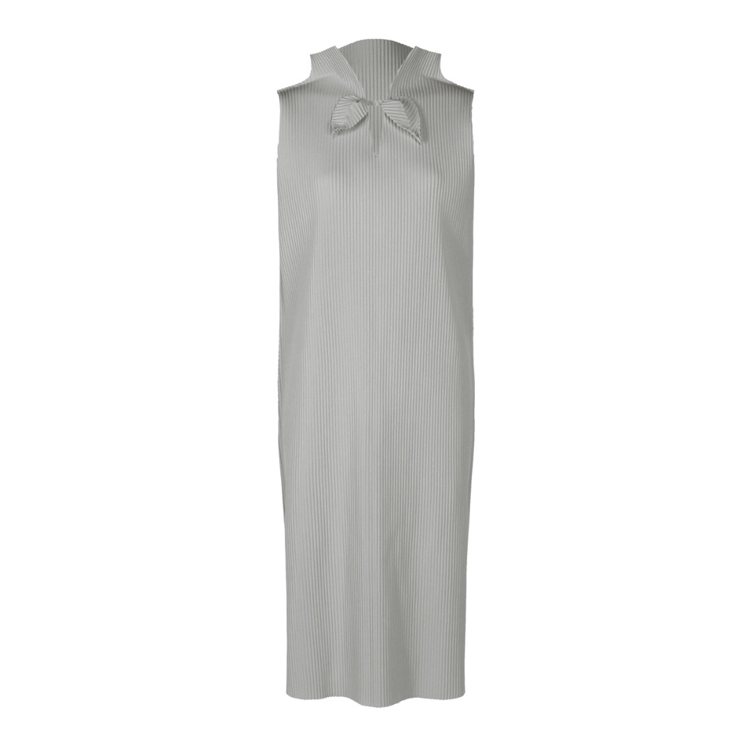 ISSEY MIYAKE - me ISSEY MIYAKE LEAF PLEATS ワンピース