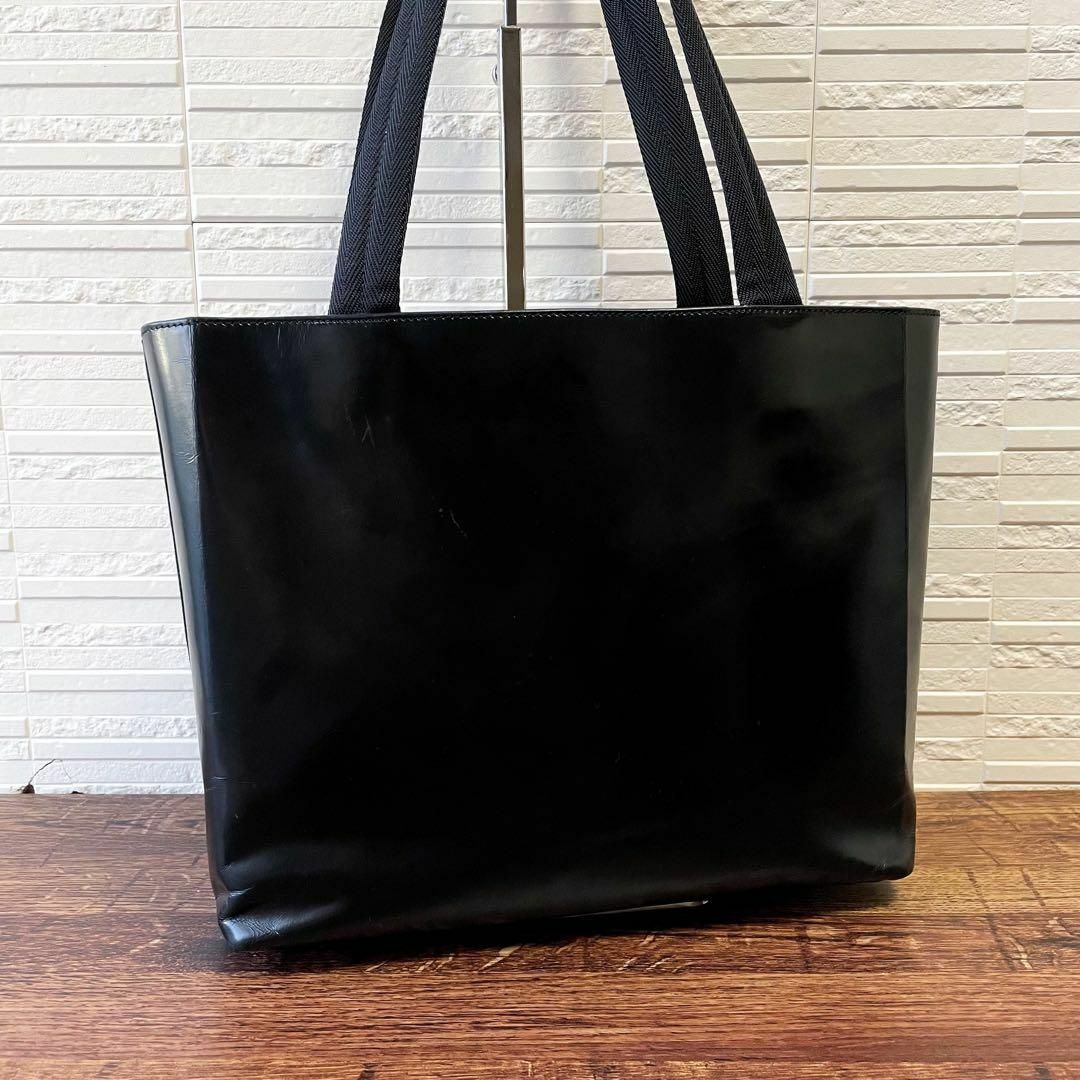 PRADA - プラダ レザー 切り抜きロゴ ハンド トート バッグ PRADA - プラダ レザー 切り抜きロゴ ハンド トート バッグ