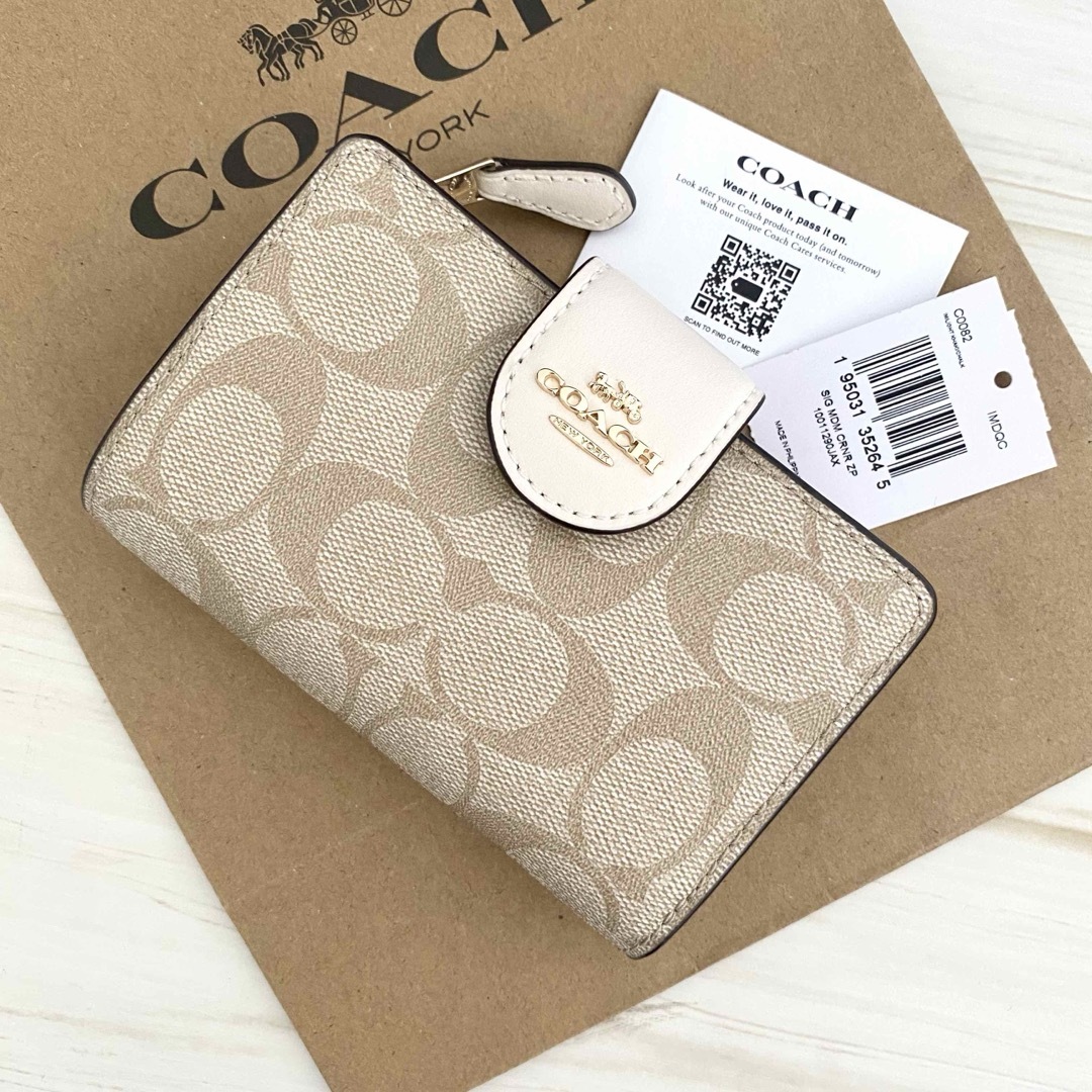 COACH - 新品 COACH コーチ 財布 折り財布 2つ折り財布 COACH - 新品 COACH コーチ 財布 折り財布 2つ折り財布