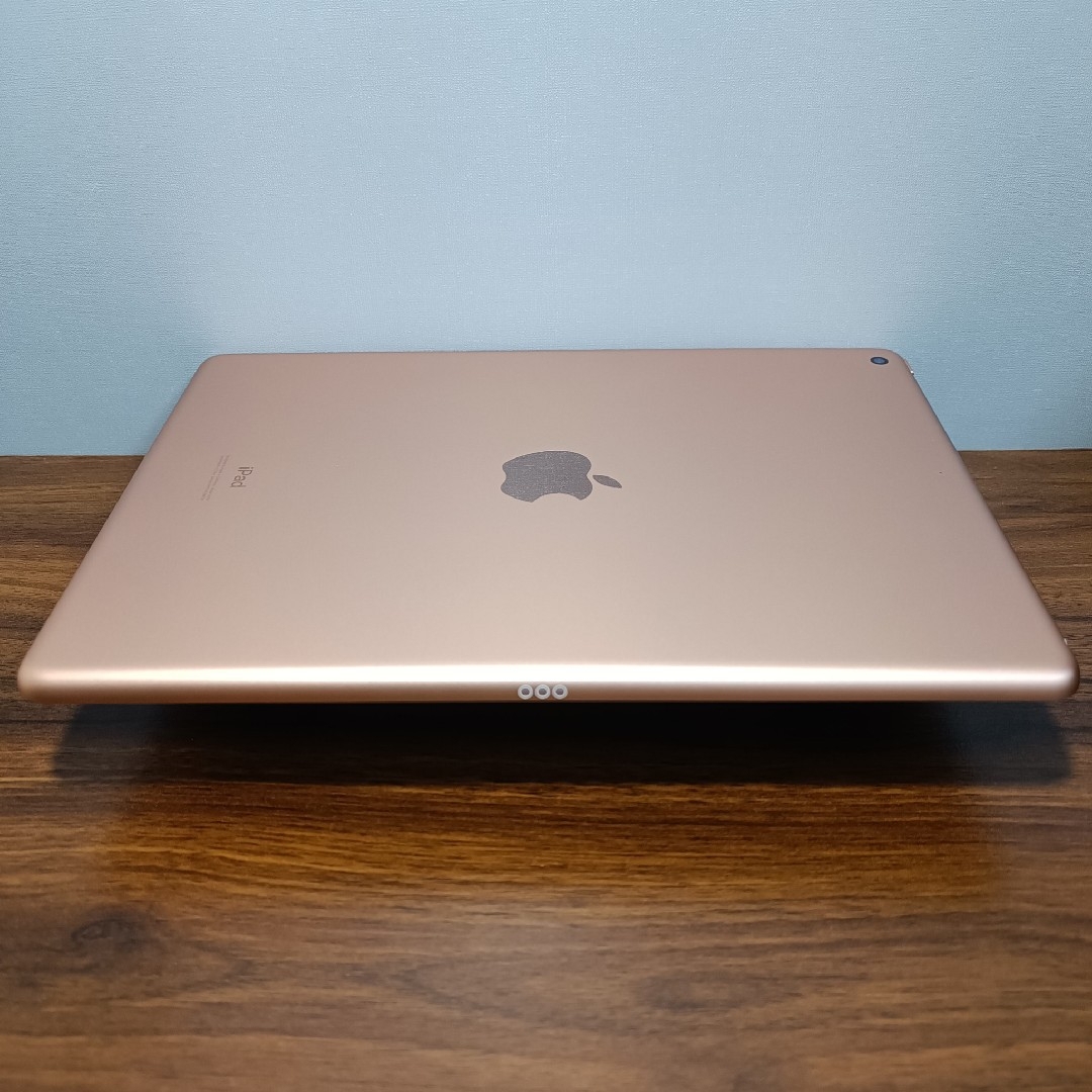 Apple - (美品) iPad 10.2 第7世代 WiFi 32GB キーボード付きの Apple - (美品) iPad 10.2 第7世代 WiFi 32GB キーボード付きの