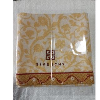 GIVENCHY - タオル ジバンシィ ジバンシーの通販 by ひろ's shop GIVENCHY - タオル ジバンシィ ジバンシーの通販 by ひろ's shop