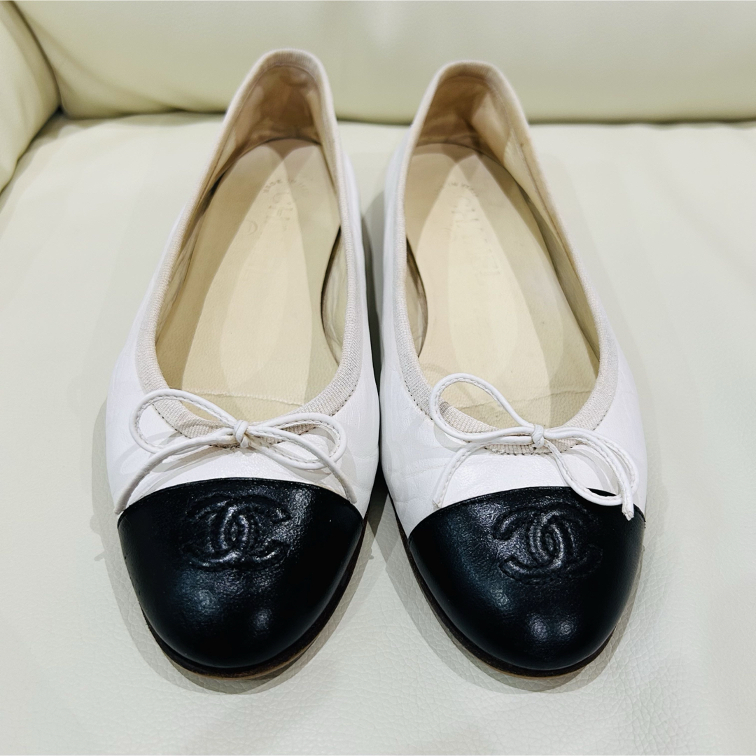CHANEL - CHANEL バレエシューズ 白 36 バイカラー 23cm CHANEL - CHANEL バレエシューズ 白 36 バイカラー 23cm