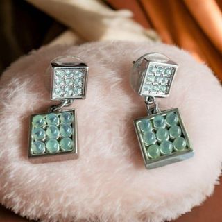 SWAROVSKI(ピアス)のフリマアイテム一覧 SWAROVSKI(ピアス)のフリマアイテム一覧