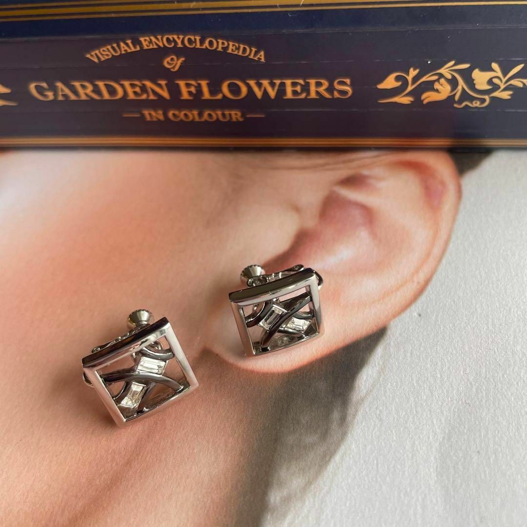 GIVENCHY イヤリングの通販 by スティック's shop|ラクマ GIVENCHY イヤリングの通販 by スティック's shop|ラクマ