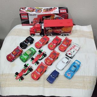 カーズ・トミカシリーズ(ミニカー)のフリマアイテム一覧 カーズ・トミカシリーズ(ミニカー)のフリマアイテム一覧