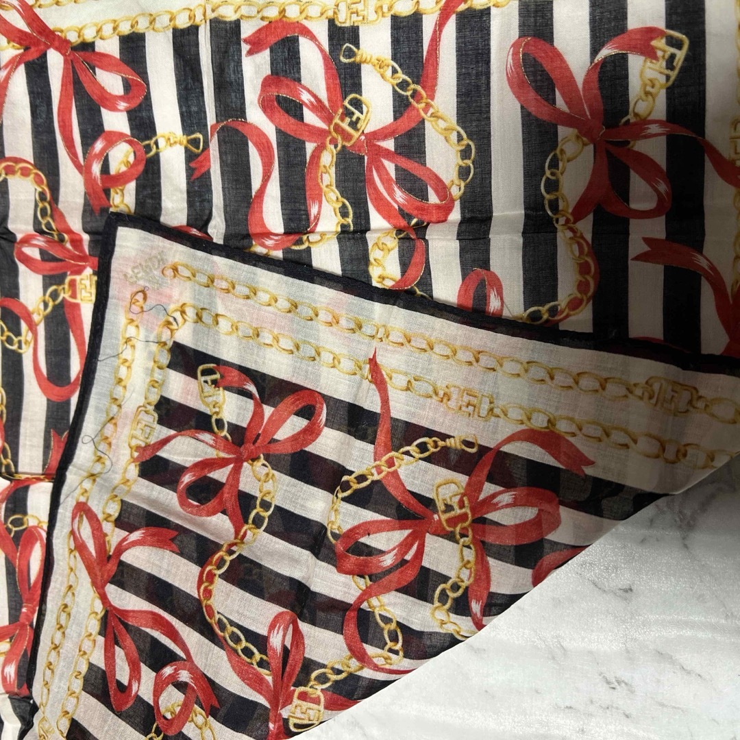 FENDI - ハンカチセット ネイビーとストライプ FENDIの通販 by FENDI - ハンカチセット ネイビーとストライプ FENDIの通販 by