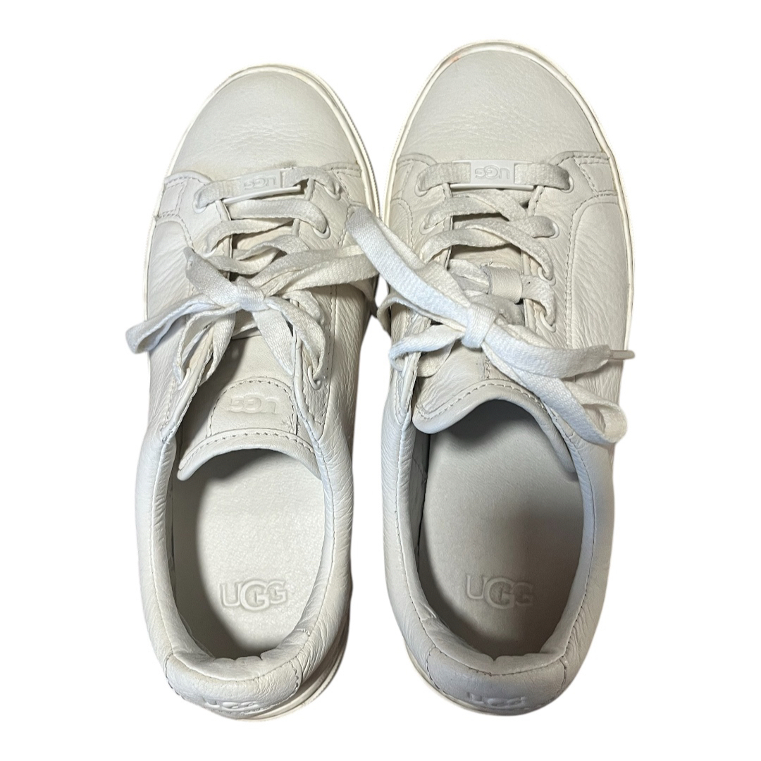 UGG - UGG レザー 厚底 スニーカー 23cm 美品の通販 by UGG - UGG レザー 厚底 スニーカー 23cm 美品の通販 by