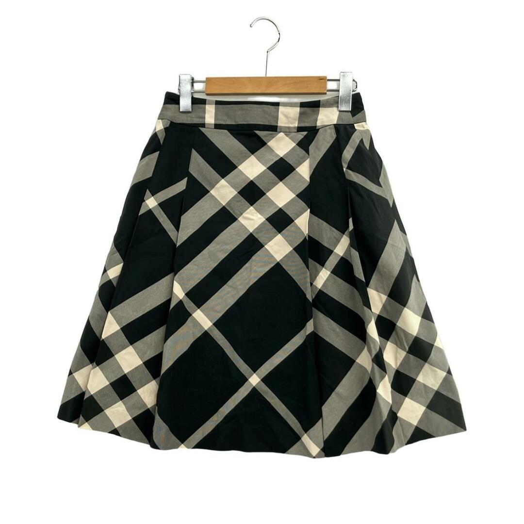 BURBERRY - バーバリーロンドン BURBERRY LONDON スカート 膝丈 BURBERRY - バーバリーロンドン BURBERRY LONDON スカート 膝丈