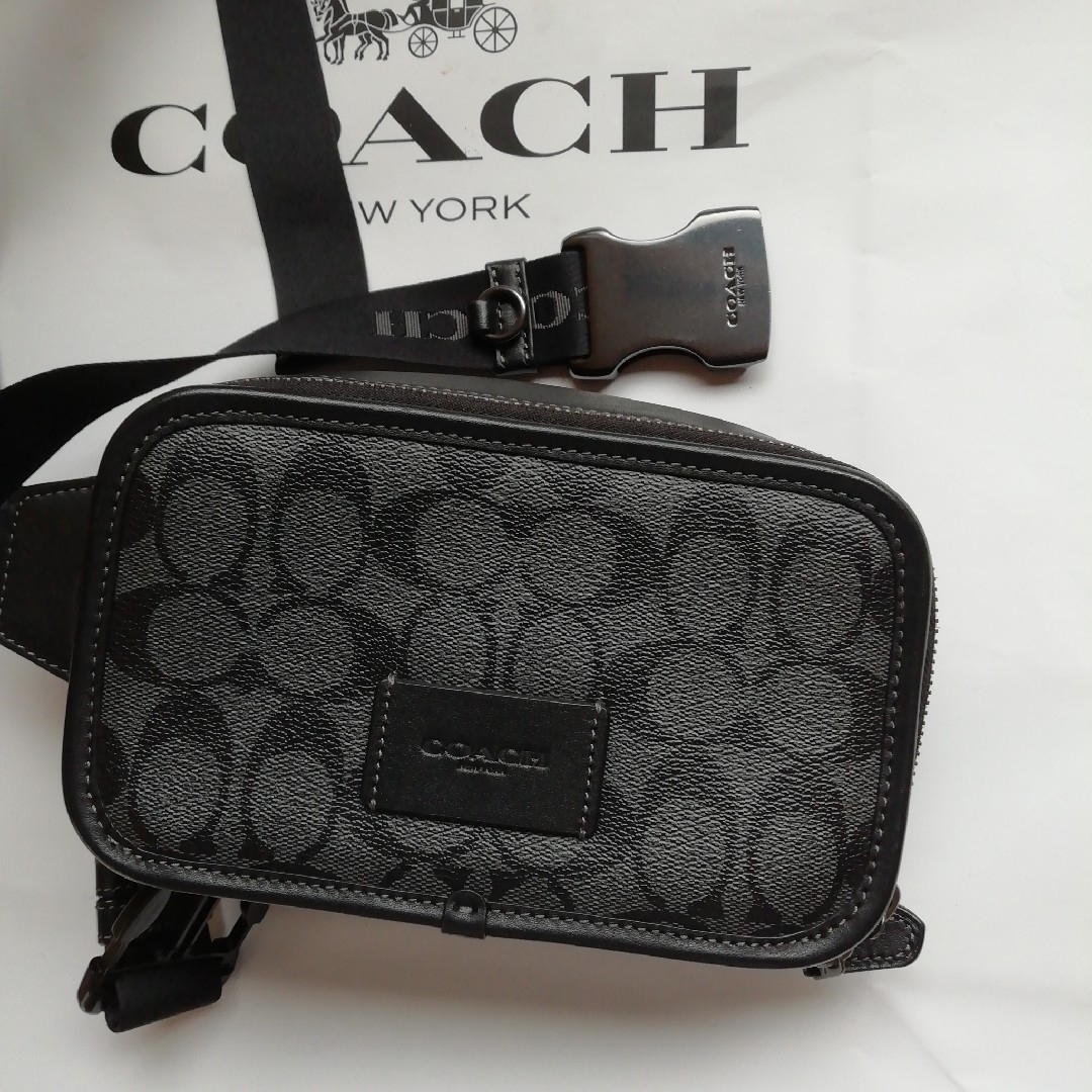 COACH - 正規店購入☆コーチ☆シグネチャー☆ベルトバッグ COACH - 正規店購入☆コーチ☆シグネチャー☆ベルトバッグ