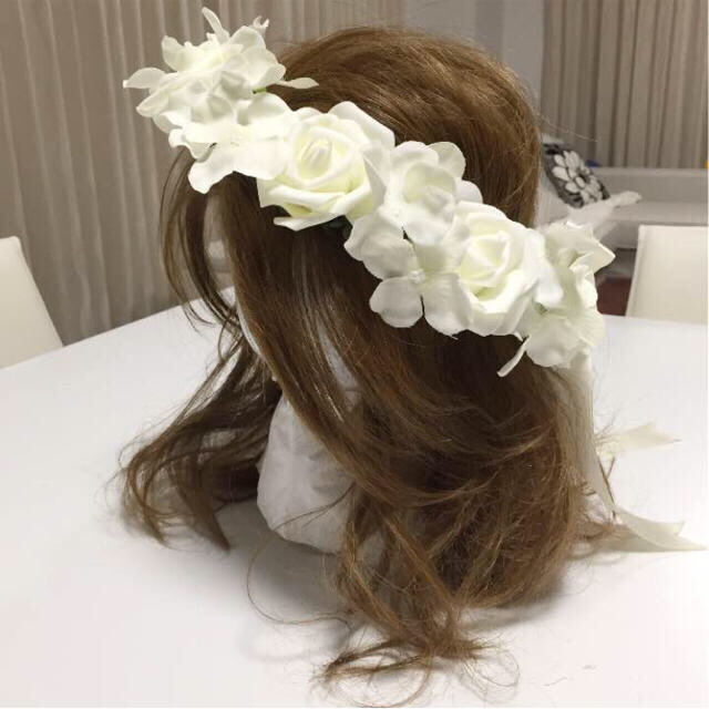 花かんむり★結婚式 披露宴 前撮り マタニティーフォトドレス パーティー ライブ レディースのヘアアクセサリー(カチューシャ)の商品写真