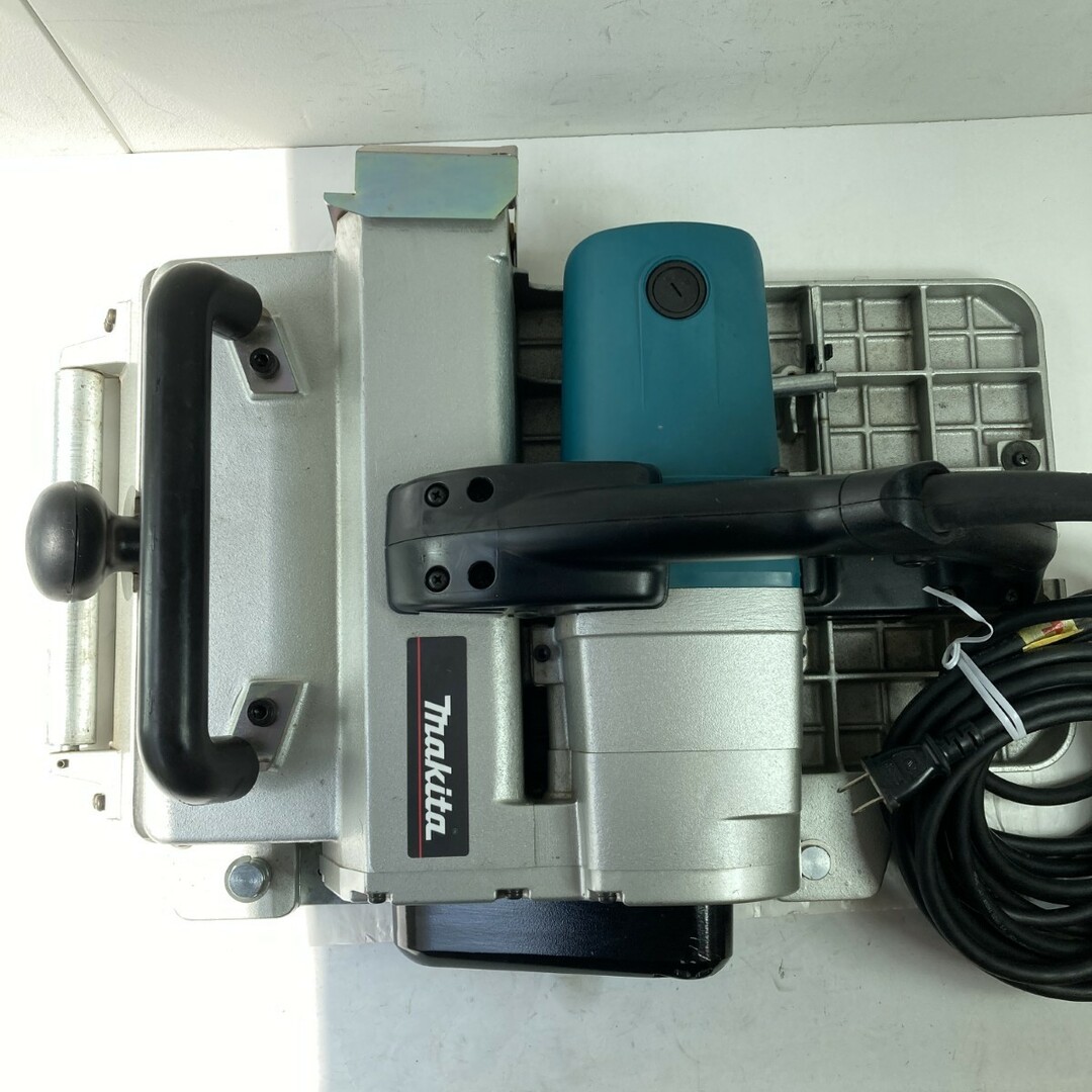 Makita - **MAKITA マキタ 電動カンナ コード式 312mm 1尺 Makita - **MAKITA マキタ 電動カンナ コード式 312mm 1尺