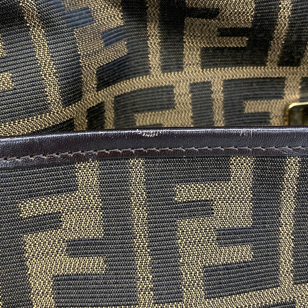 FENDI - 【5dc4788】フェンディ ショルダーバッグ ズッカ FENDI - 【5dc4788】フェンディ ショルダーバッグ ズッカ