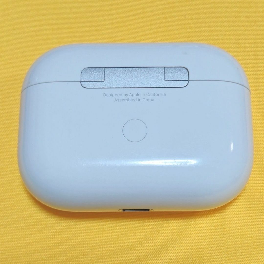 Apple - AirPods Pro 充電ケース MWP22J/A A2190 イヤホンの通販 Apple - AirPods Pro 充電ケース MWP22J/A A2190 イヤホンの通販