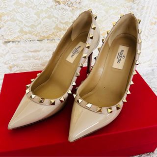 VALENTINO(ハイヒール/パンプス)のフリマアイテム一覧 VALENTINO(ハイヒール/パンプス)のフリマアイテム一覧
