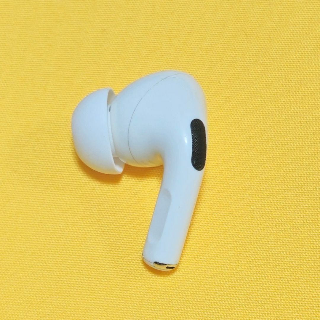 Apple - AirPods Pro 第1世代 左耳 A2084 イヤホンの通販 by Apple - AirPods Pro 第1世代 左耳 A2084 イヤホンの通販 by
