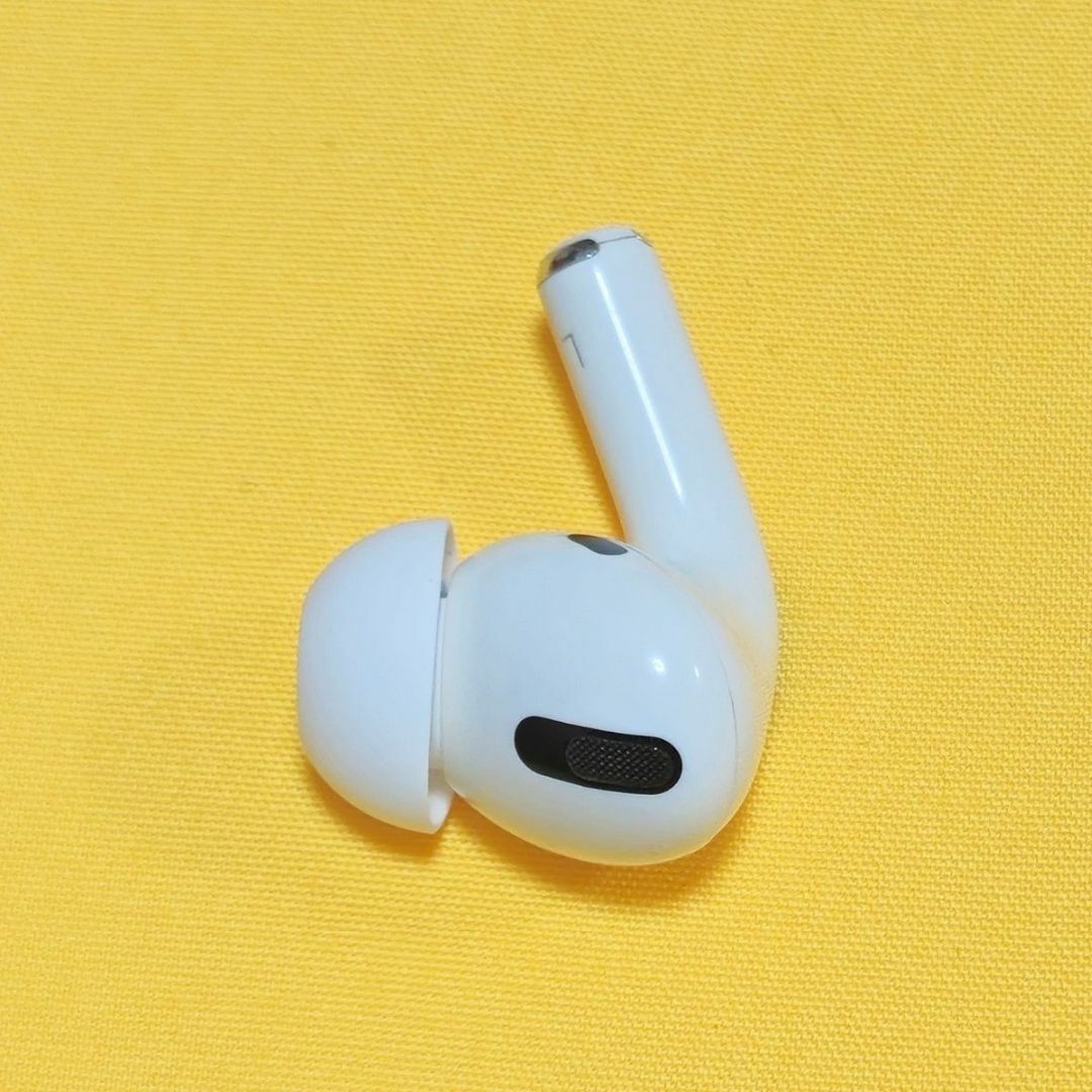 Apple - AirPods Pro 第1世代 左耳 A2084 イヤホンの通販 by Apple - AirPods Pro 第1世代 左耳 A2084 イヤホンの通販 by