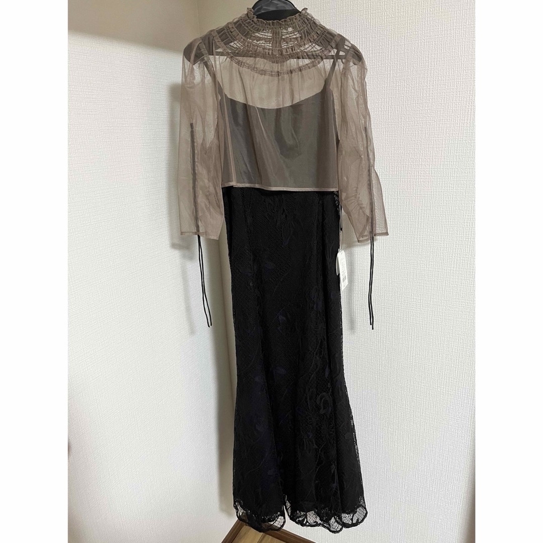 新品 ゼヴォン シアーブラウス・フラワーレースキャミワンピース 新品 ゼヴォン シアーブラウス・フラワーレースキャミワンピース