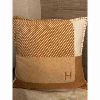 HERMES(クッション)のフリマアイテム一覧 HERMES(クッション)のフリマアイテム一覧
