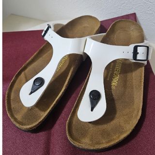 BIRKENSTOCKの中古フリマアイテム一覧 BIRKENSTOCKの中古フリマアイテム一覧