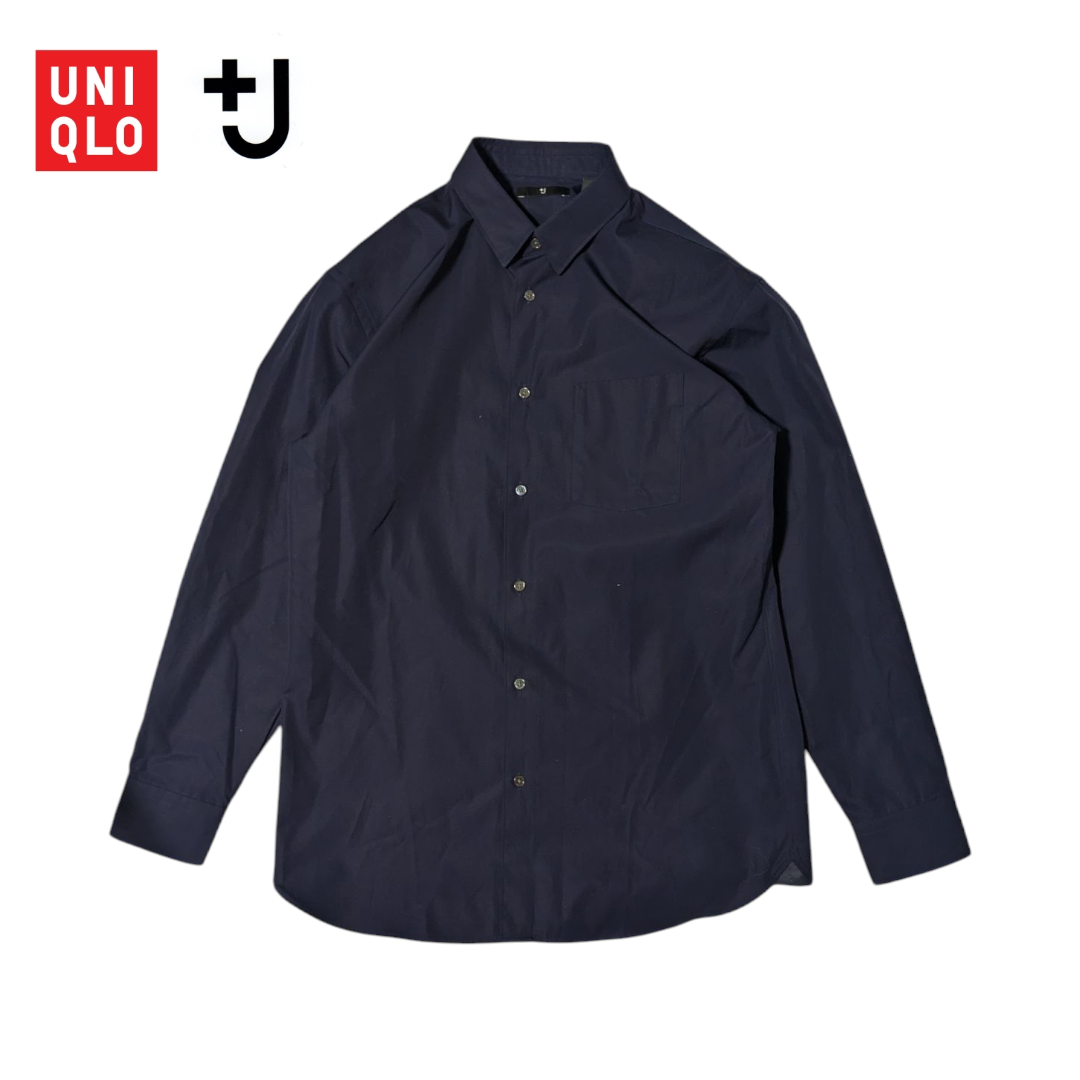 UNIQLO(ユニクロ)のUNIQLO +j ネイビー ブロード ボタンダウンシャツ メンズのトップス(シャツ)の商品写真