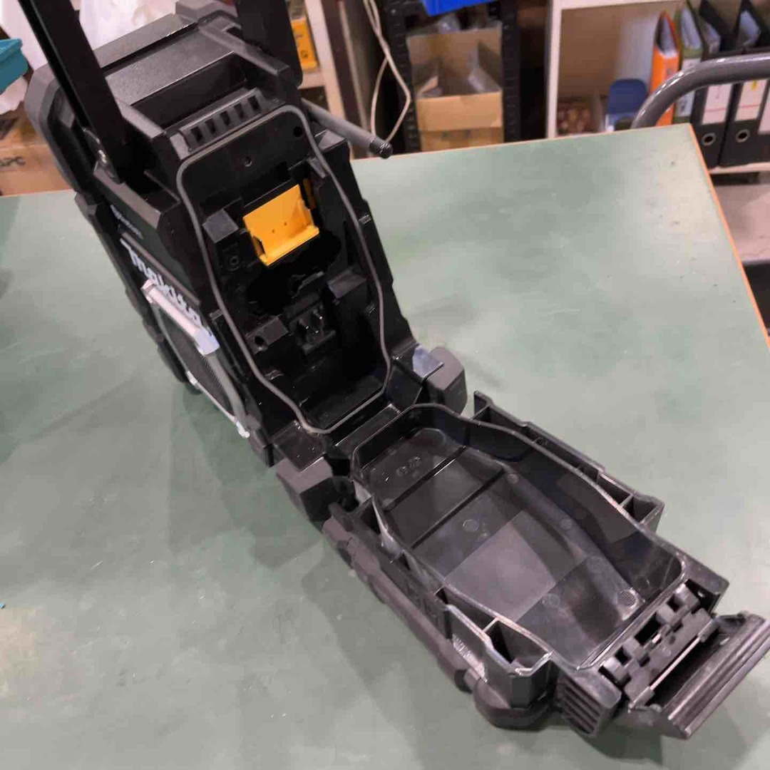 ☆マキタ(makita) コードレスラジオ MR108B【川口店】の通販 by ☆マキタ(makita) コードレスラジオ MR108B【川口店】の通販 by