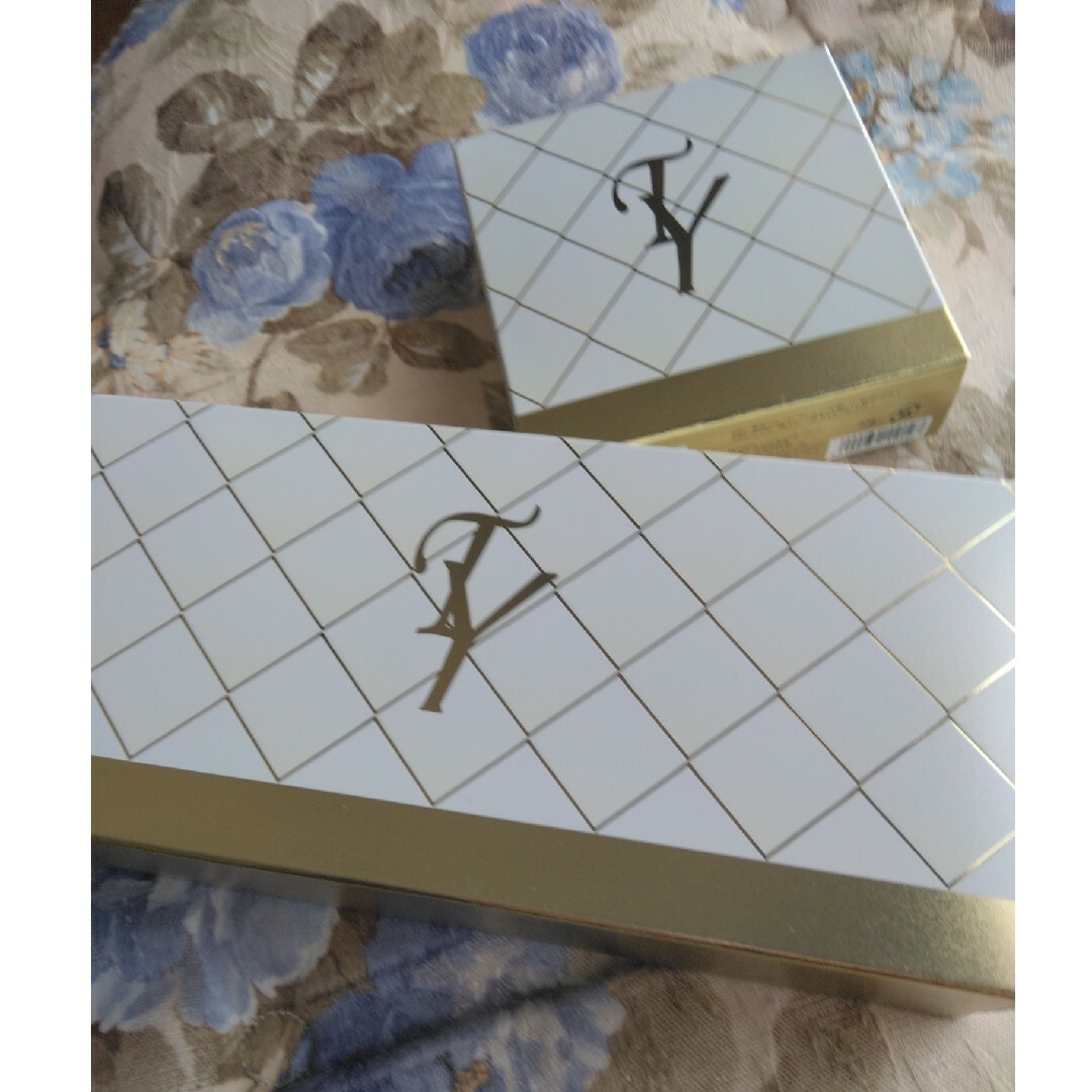 たかの友梨💎特別セット💎コンパクトケース&ファンデーション2 たかの友梨💎特別セット💎コンパクトケース&ファンデーション2