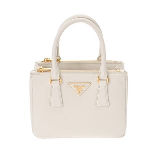 PRADA(ハンドバッグ ・ ホワイト/白色系)のフリマアイテム一覧 PRADA(ハンドバッグ ・ ホワイト/白色系)のフリマアイテム一覧